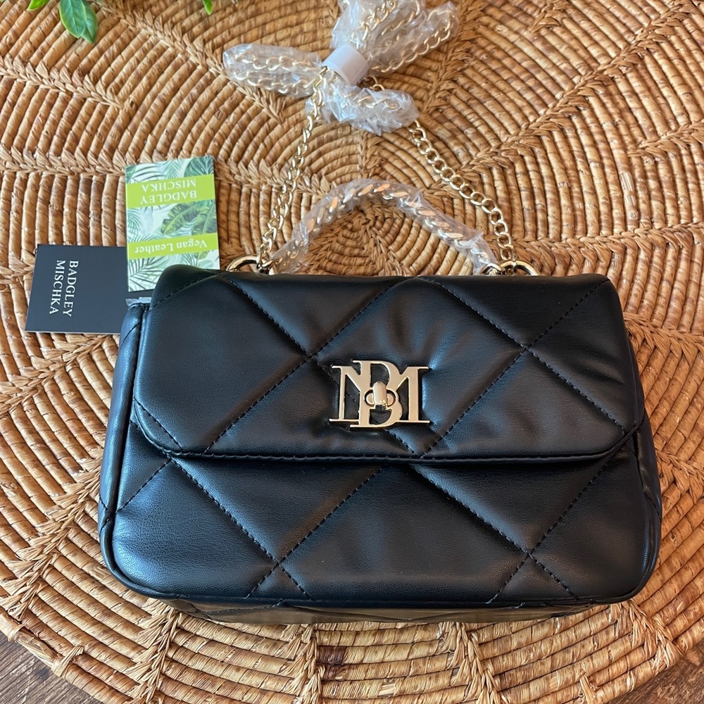 New Badgley Mischka Black Quilted Chain Crossbody Bag with Gold Hardware